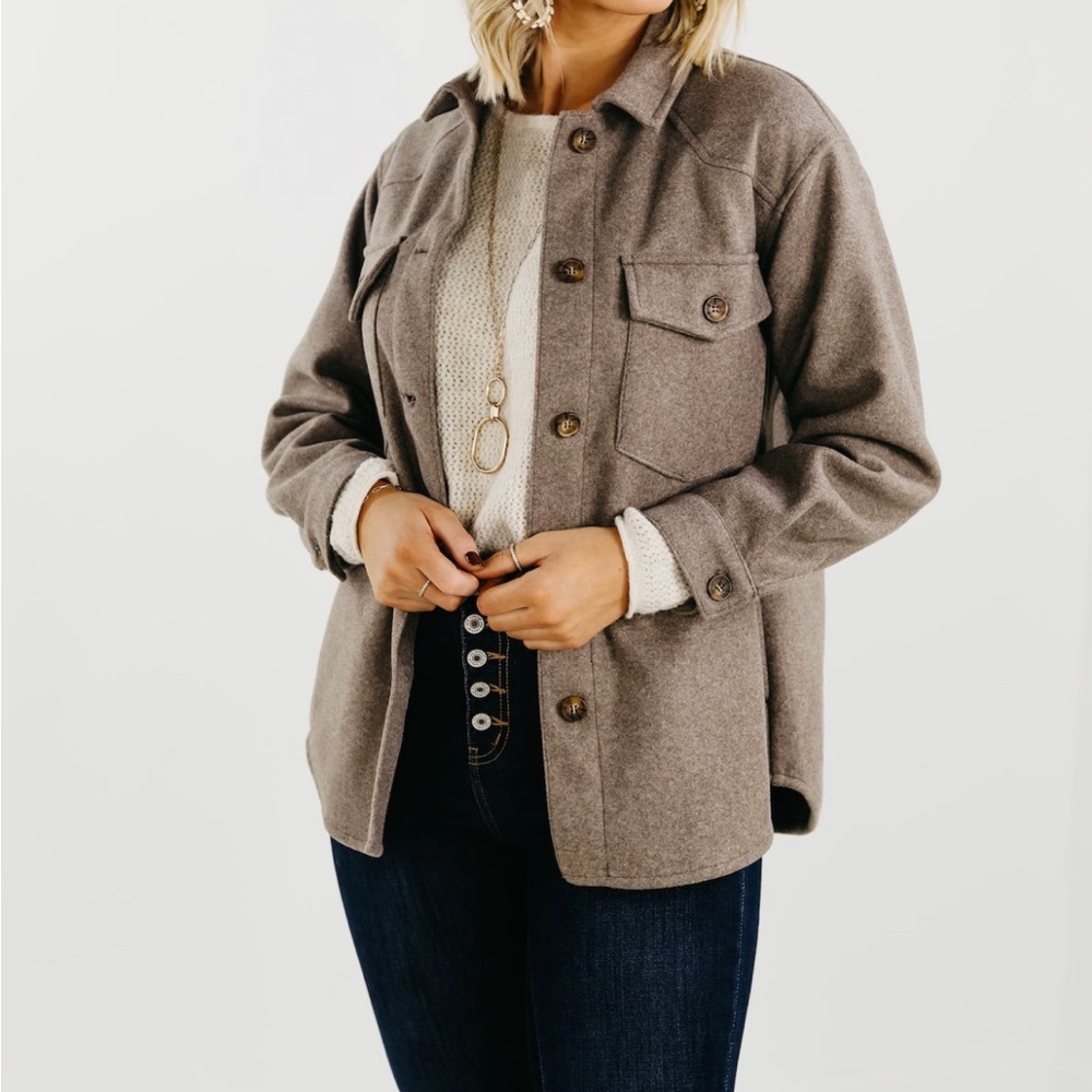 NWOT Sienna Shacket